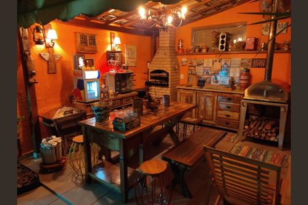 Casa à venda com 180m², 3 quartos e 2 vagas