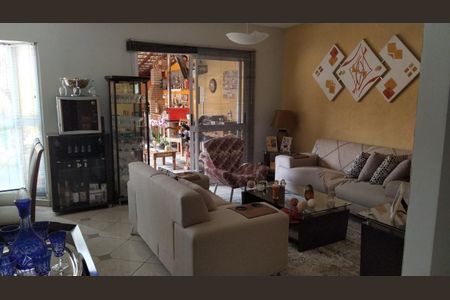 Casa à venda com 3 quartos, 180m² em Residencial Dois (Tambore), Santana de Parnaíba