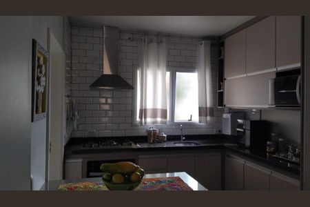 Casa à venda com 180m², 3 quartos e 2 vagas