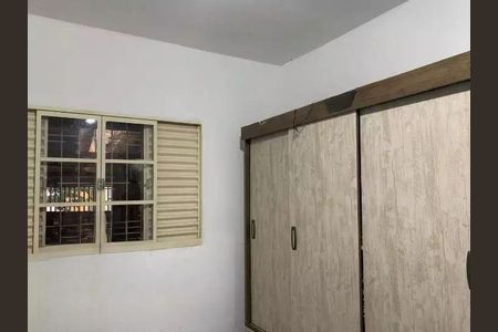 Casa à venda com 2 quartos, 130m² em Vila Boa Vista, Santo André