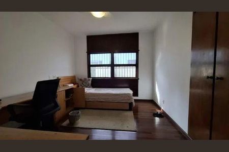 Casa à venda com 3 quartos, 240m² em Instituto de Previdencia, São Paulo