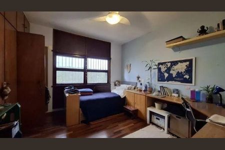Casa à venda com 3 quartos, 240m² em Instituto de Previdencia, São Paulo