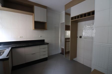 Apartamento para alugar com 88m², 2 quartos e 2 vagasCozinha 