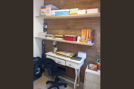 Casa à venda com 2 quartos, 72m² em Marazul, Niterói