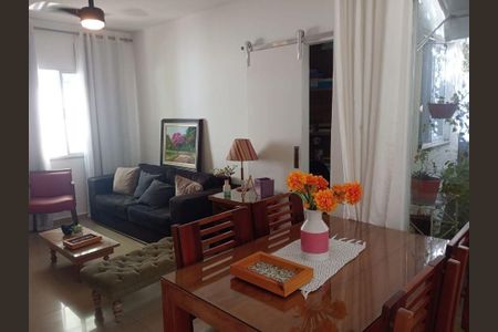 Casa à venda com 2 quartos, 72m² em Marazul, Niterói