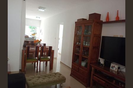 Casa à venda com 2 quartos, 72m² em Marazul, Niterói