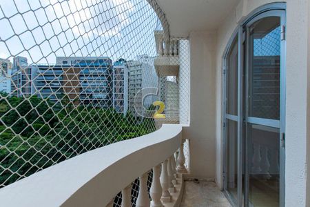 Apartamento à venda com 3 quartos, 115m² em Sumaré, São Paulo