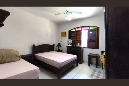 Casa à venda com 3 quartos, 186m² em Maravista, Niterói