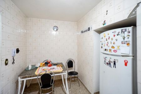 Apartamento à venda com 119m², 2 quartos e 1 vaga Apartamento à venda com 119m², 2 quartos e 1 vagaCozinha