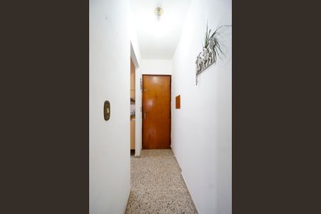 Apartamento à venda com 119m², 2 quartos e 1 vaga Apartamento à venda com 119m², 2 quartos e 1 vagaHall de entrada