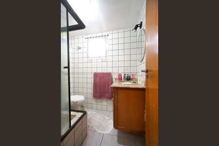 Apartamento à venda com 119m², 2 quartos e 1 vaga Apartamento à venda com 119m², 2 quartos e 1 vagaBanheiro