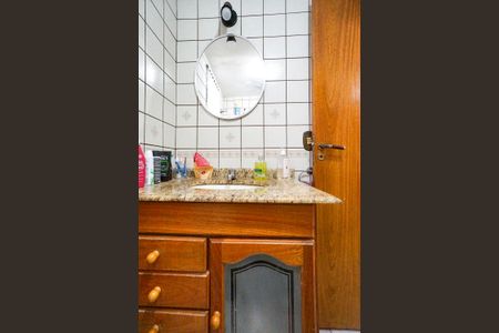 Apartamento à venda com 119m², 2 quartos e 1 vaga Apartamento à venda com 119m², 2 quartos e 1 vagaBanheiro