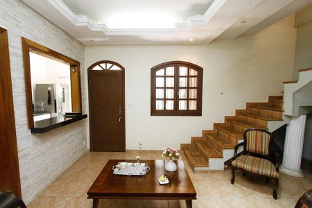 Casa à venda com 360m², 4 quartos e 4 vagasSala casa 1