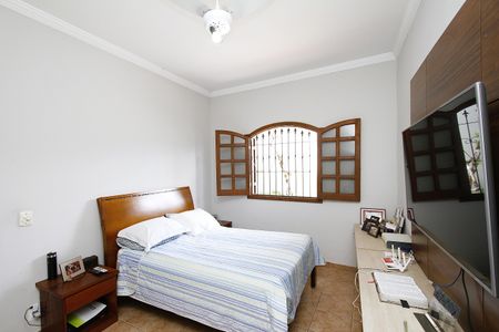 Casa à venda com 360m², 4 quartos e 4 vagasQuarto 1