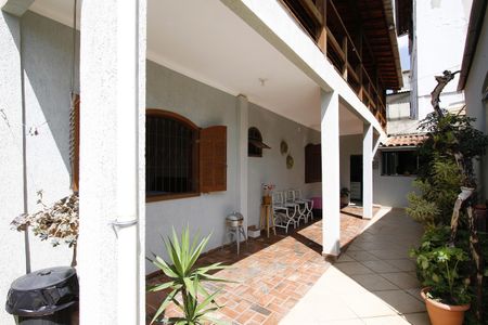Casa à venda com 360m², 4 quartos e 4 vagasVaranda