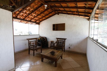 Casa à venda com 360m², 4 quartos e 4 vagasTerraço