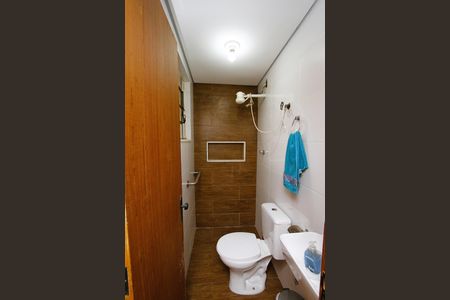 Casa à venda com 360m², 4 quartos e 4 vagasBanheiro Social  CASA 3