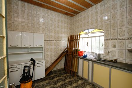 Casa à venda com 360m², 4 quartos e 4 vagasCozinha CASA 3