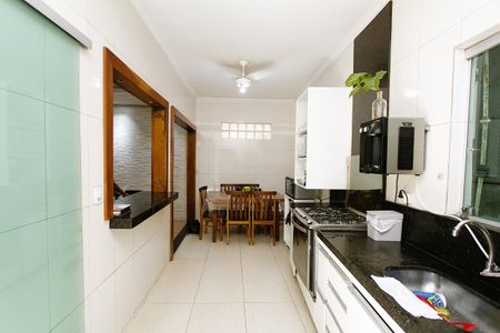 Casa à venda com 360m², 4 quartos e 4 vagasCozinha casa 1