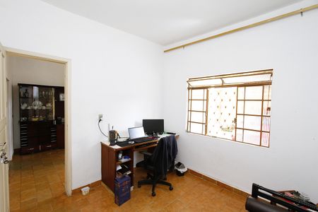 Casa à venda com 360m², 4 quartos e 4 vagasQuarto 8 CASA 3