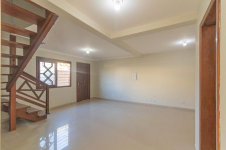 Casa para alugar com 150m², 3 quartos e 2 vagasSala