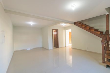 Casa para alugar com 150m², 3 quartos e 2 vagasSala