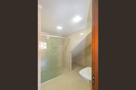 Casa para alugar com 150m², 3 quartos e 2 vagasBanheiro da Suíte