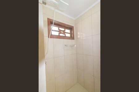 Casa para alugar com 150m², 3 quartos e 2 vagasBanheiro Social