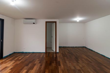 Casa à venda com 190m², 4 quartos e 2 vagasSuíte 4