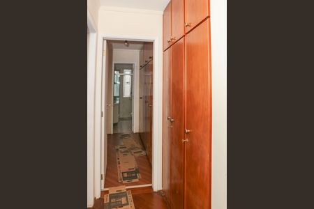 Apartamento à venda com 84m², 3 quartos e 2 vagasCorredor