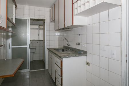 Apartamento à venda com 84m², 3 quartos e 2 vagasCozinha