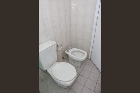 Apartamento à venda com 84m², 3 quartos e 2 vagasBanheiro da Suíte