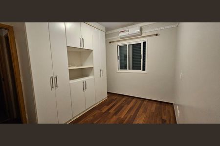 Casa para alugar com 3 quartos, 160m² em Tamboré, Santana de Parnaíba
