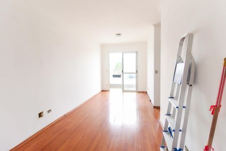 Sala de apartamento para alugar com 2 quartos, 50m² em Vila Taquari, São Paulo