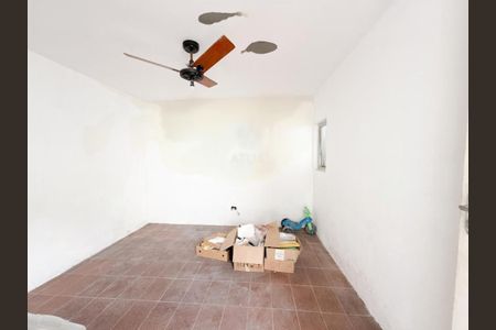 Casa à venda com 142m², 2 quartos e 2 vagas