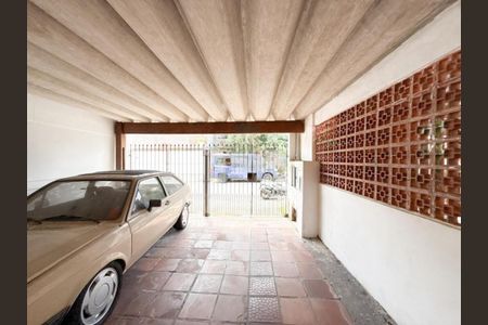 Casa à venda com 142m², 2 quartos e 2 vagas