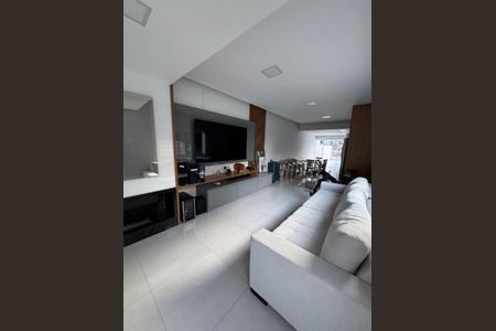 Casa à venda com 3 quartos, 130m² em Jardim Utinga, Santo André