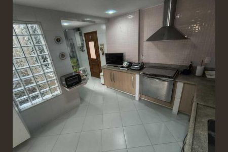 Apartamento à venda com 120m², 3 quartos e 2 vagas