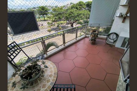 Apartamento à venda com 120m², 3 quartos e 2 vagas