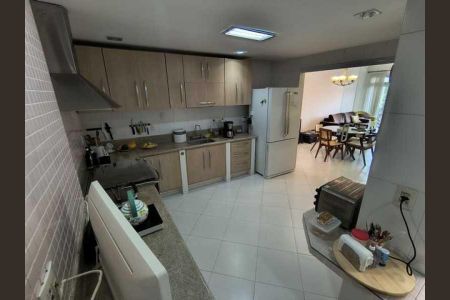 Apartamento à venda com 120m², 3 quartos e 2 vagas