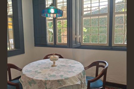 Casa à venda com 4 quartos, 600m² em Alphaville Residencial Dois, Barueri