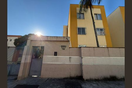 Apartamento à venda com 2 quartos, 44m² em Alvorada, Contagem