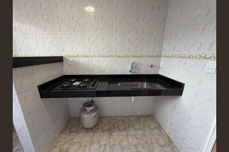 Apartamento à venda com 2 quartos, 44m² em Alvorada, Contagem