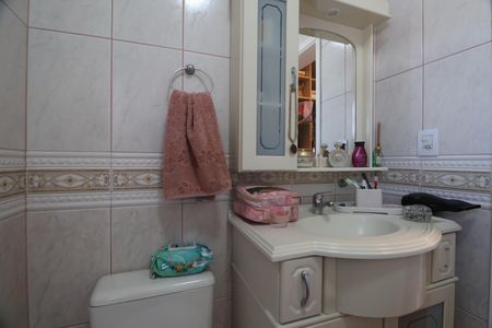 Casa para alugar com 200m², 3 quartos e 2 vagasBanheiro suíte