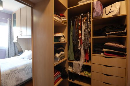 Casa para alugar com 200m², 3 quartos e 2 vagasQuarto suíte