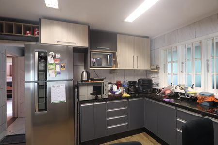 Casa para alugar com 200m², 3 quartos e 2 vagasCozinha - Armários