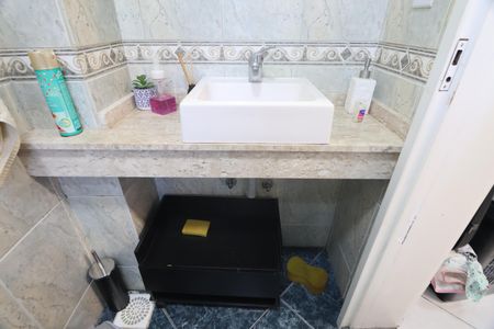 Casa para alugar com 200m², 3 quartos e 2 vagasBanheiro 2