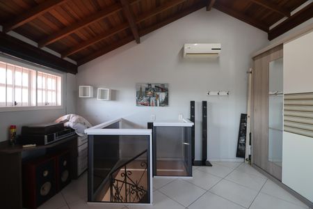 Casa para alugar com 200m², 3 quartos e 2 vagasQuarto/sótão