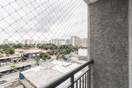 Apartamento para alugar com 36m², 2 quartos e sem vaga Apartamento para alugar com 36m², 2 quartos e sem vagaVaranda