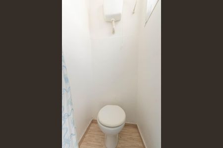 Casa à venda com 100m², 2 quartos e 1 vagaBanheiro de serviço